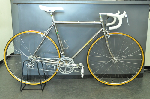 1980年代のロードレーサーを組み立てました。 : diossの自転車日記