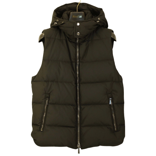 MooRER ムーレー フード付きダウンベスト FAYER -KM をチラだし