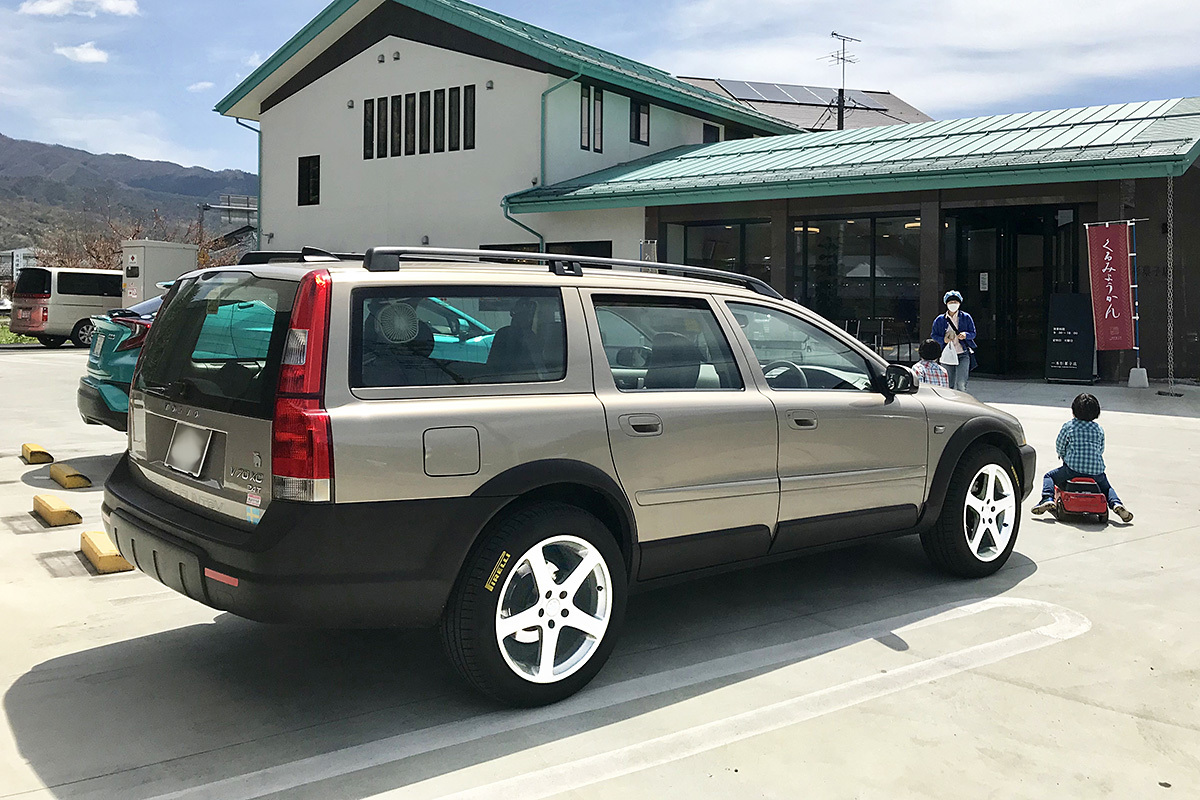 ボルボ純正 V70XC専用16インチホイール