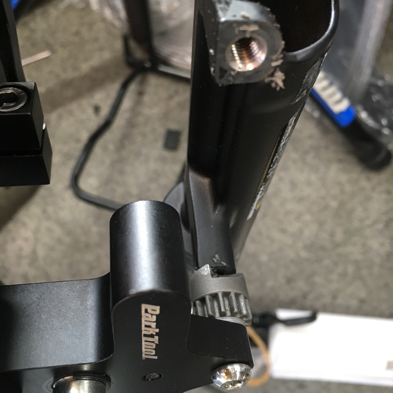 2109.10.10「シートポスト固着」 : 店長のひとりごと