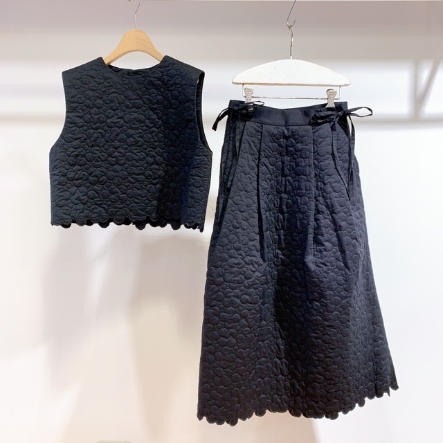 bulle de savon 』はなとまるキルティングベスト＆スカート : l