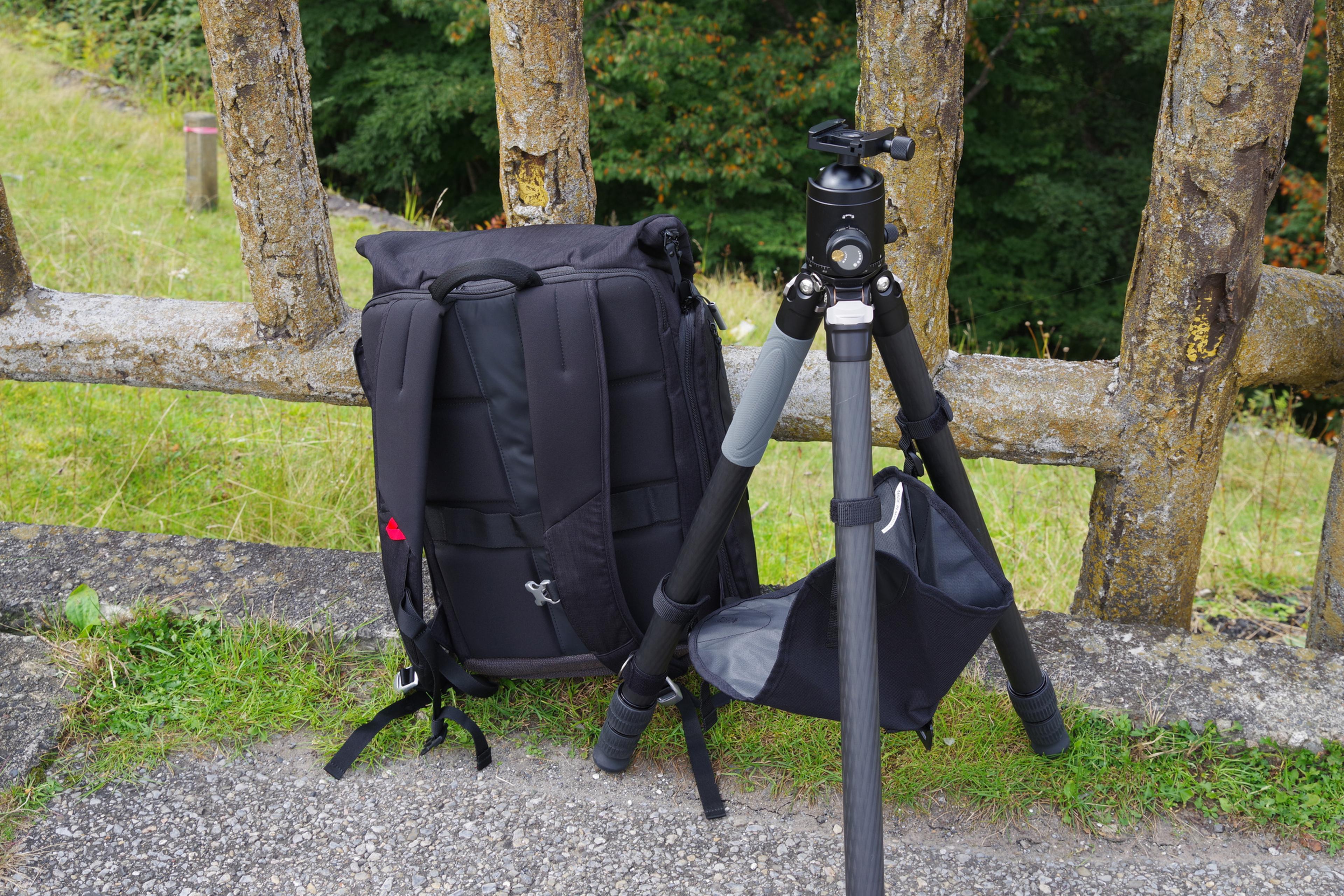 SNSで話題！三脚テーブルのおすすめアイテム6選 | キャンプ