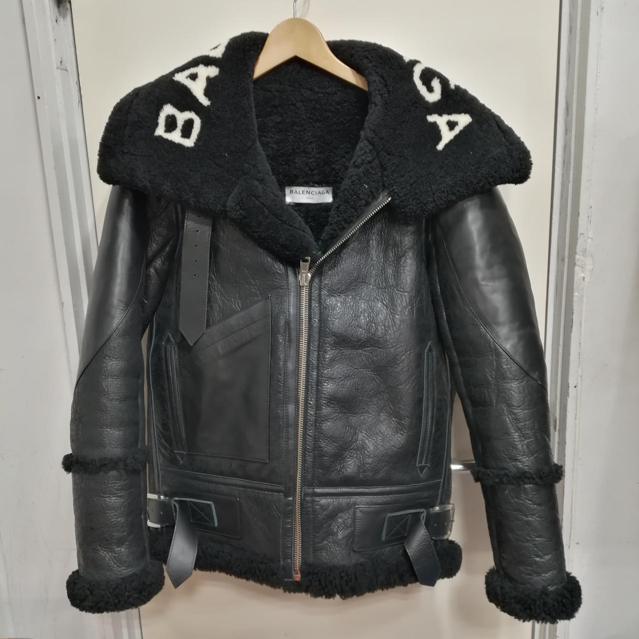 バレンシアガ(BALENCIAGA)|ボンバルディアジャケット|【ハードオフ公式