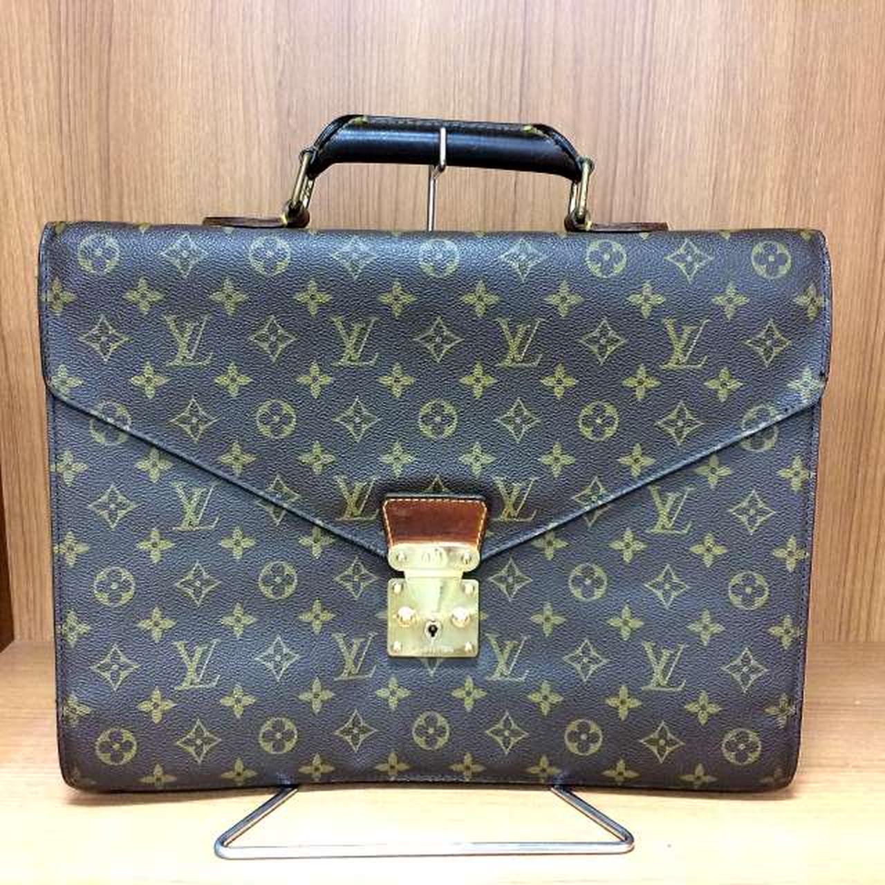 ルイヴィトン(LOUIS VUITTON)|セルヴィエット・コンセイエ|【ハード