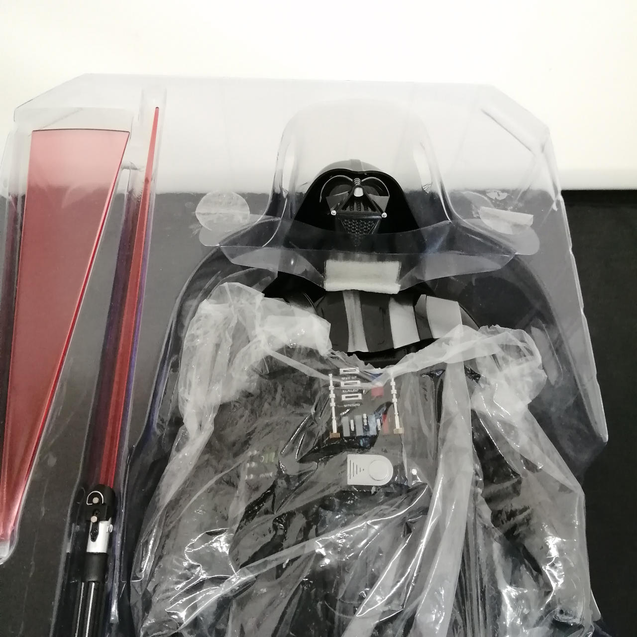 ホットトイズ(HOT TOYS)|ダース・ベイダー|【ハードオフ公式通販】オフ