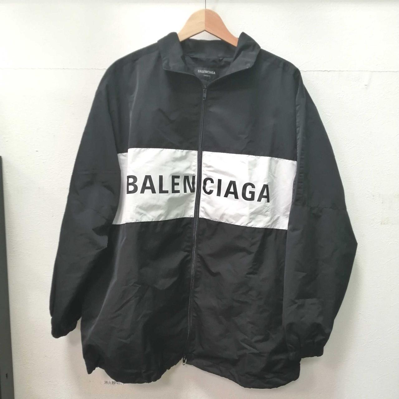 バレンシアガ(BALENCIAGA)|ナイロンジャケット|【ハードオフ公式通販