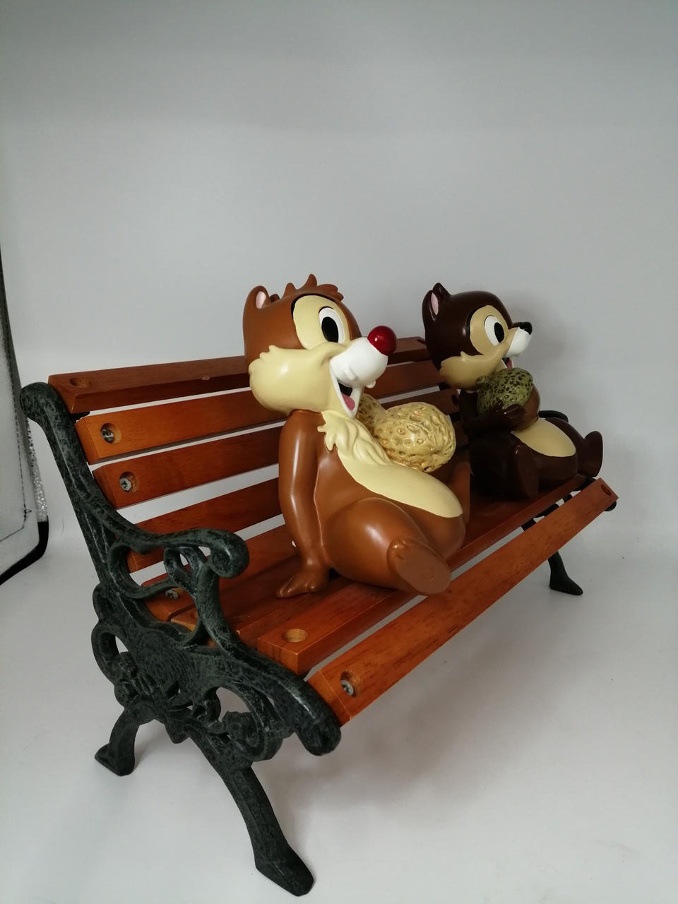 加藤工芸|チップとデールベンチフィギュア|【ハードオフ公式通販】オフ