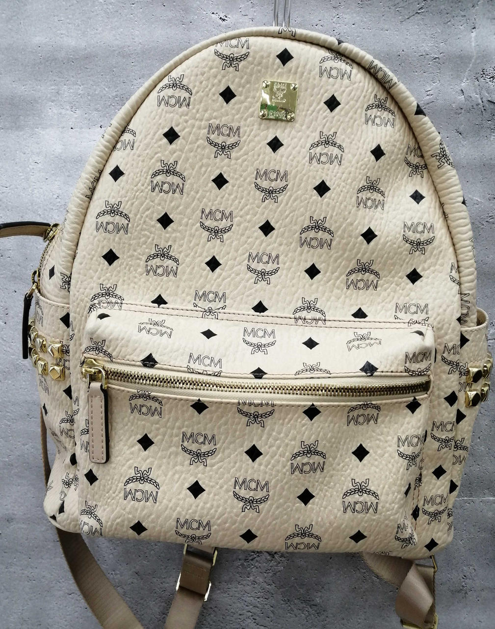 エムシーエム(MCM)|スタッズリュック|【ハードオフ公式通販】オフ