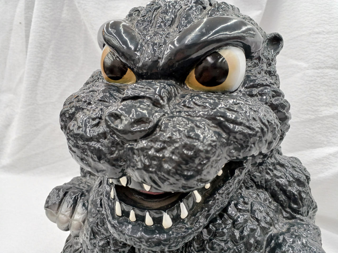 YUTAKA|ゴジラの貯金箱|【ハードオフ公式通販】オフモール