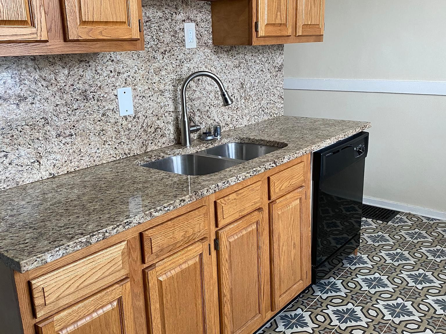 3917 Nanz Ave, Louisville, KY 40207 | Zillow