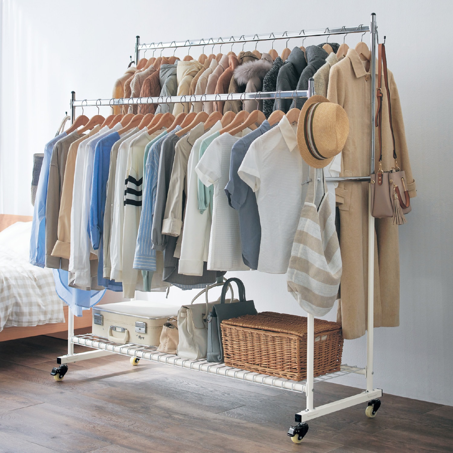 服の森 通販生活 ハンガーラック 通販生活®回転ハンガー「森の服