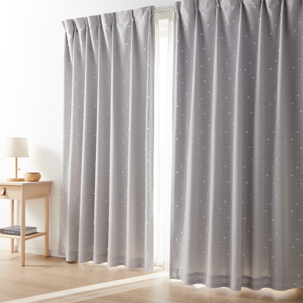 コーティング裏地付きぽんぽんデザインの遮光・遮熱・防音カーテン ＜2