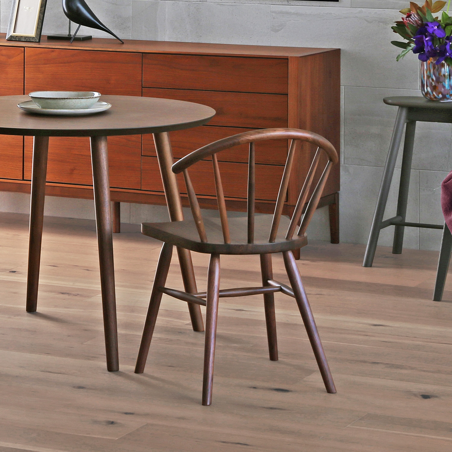 ウォルナット材のウィンザーチェア【UN】(高野木工/TAKANO MOKKOU