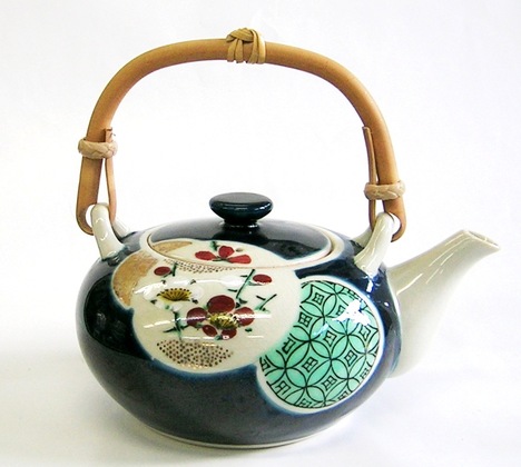 昭和レトロ 九谷焼 手描き梅小紋 瑠璃 土瓶 650cc 白峯窯【通販/急須