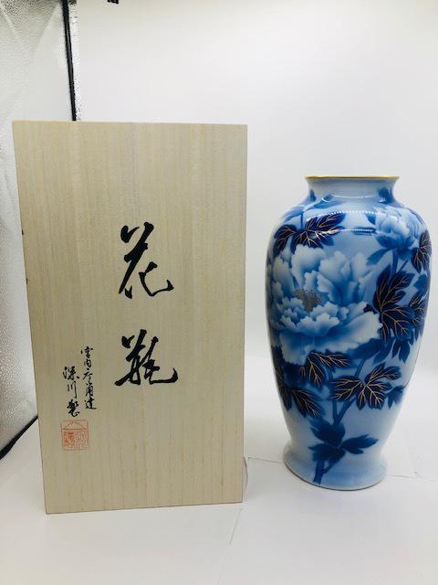 深川製磁 深川製 染付牡丹 花瓶 花器 花入 （ 国産陶磁器）の買取価格