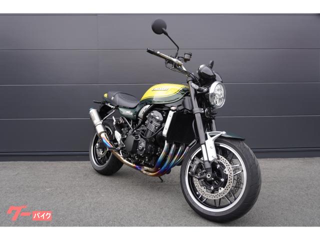 A.P.C. スクールマフラー 黒/イエロー A.P.C. スクールマフラー 黒