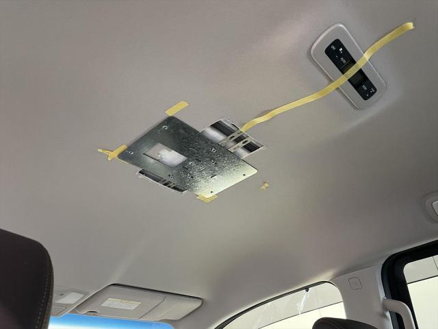 フリップダウンモニター取付】エルグランド フリップダウンモニター