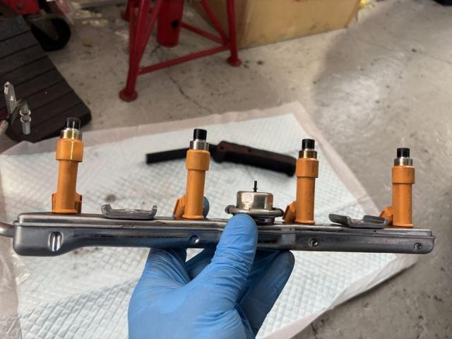 エンジン始動不良 かかりが悪い インジェクタ交換 トヨタ プロボックス