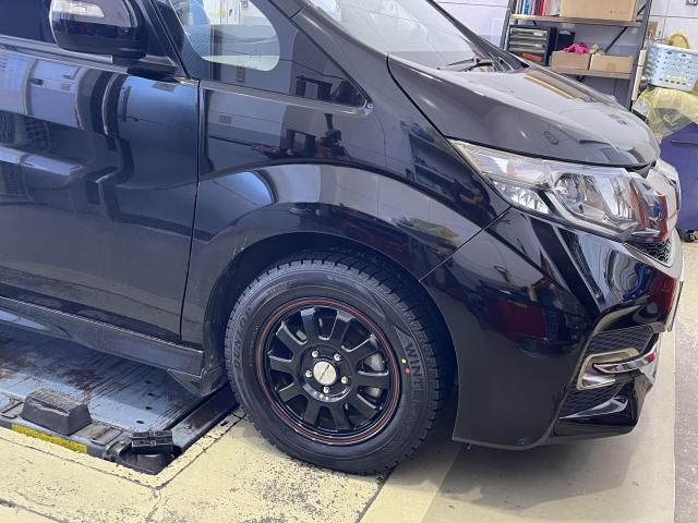 ホンダ ステップワゴンスパーダ わくわくゲート 新品スタッドレス