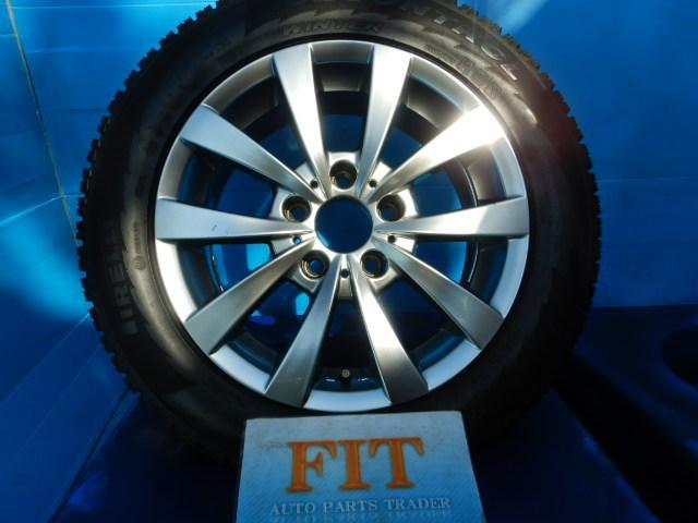 BMW3シリーズ（F30系）用16インチスタッドレスセット F30
