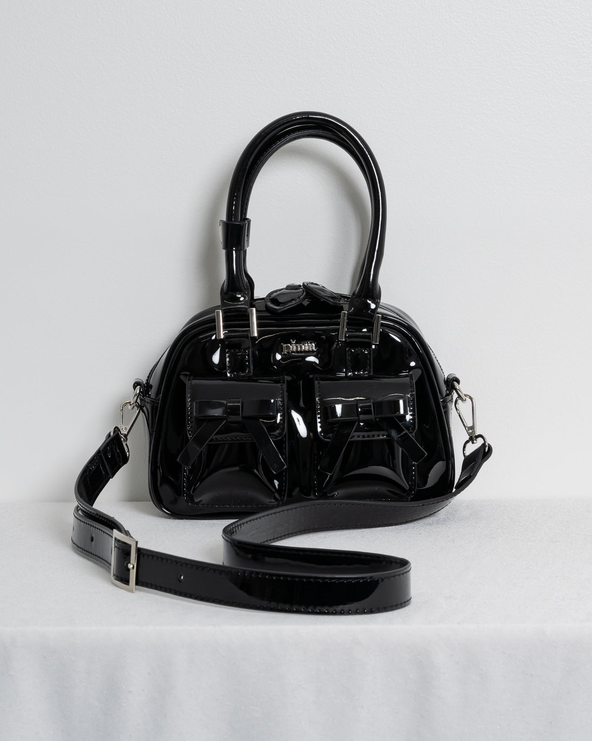 リボンポケットエナメルミニボストンバッグ – pium