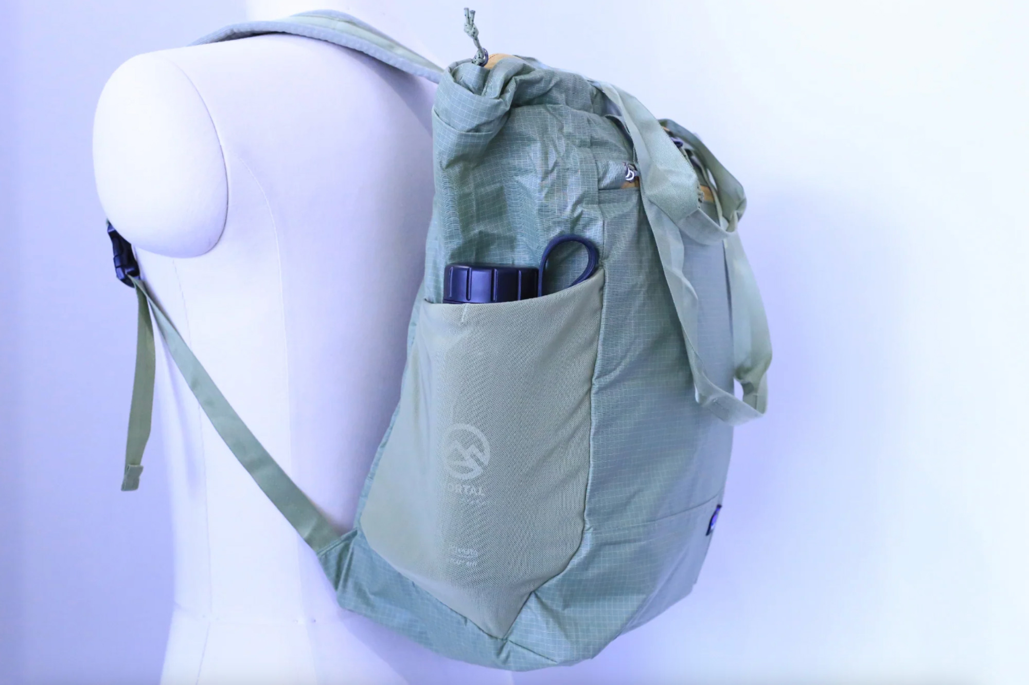 patagonia “Ultralight Black Hole Tote Pack” | バックパックとしても