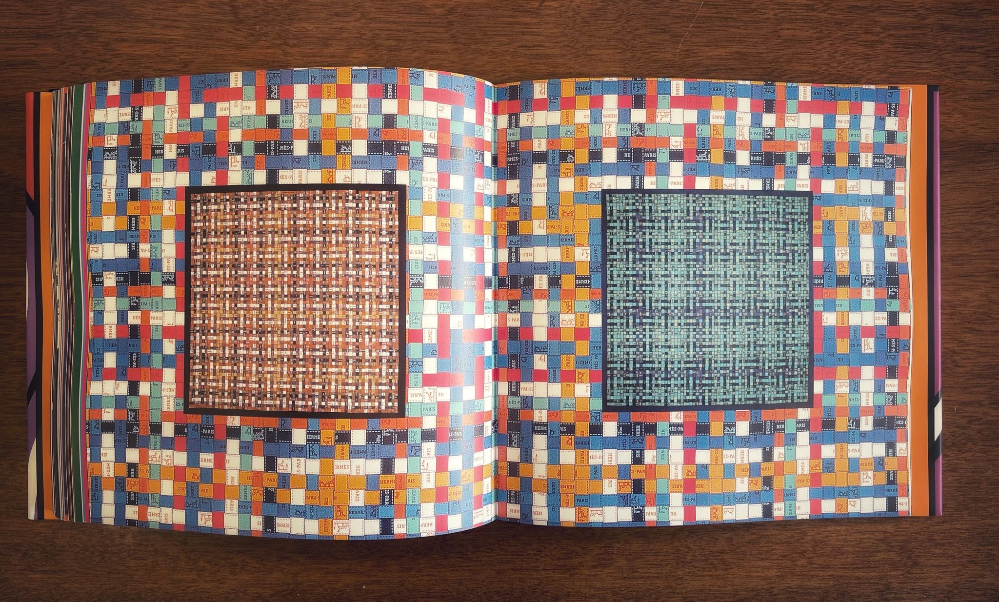 The Hermes Scarf : History & Mystique – ARTBOOK