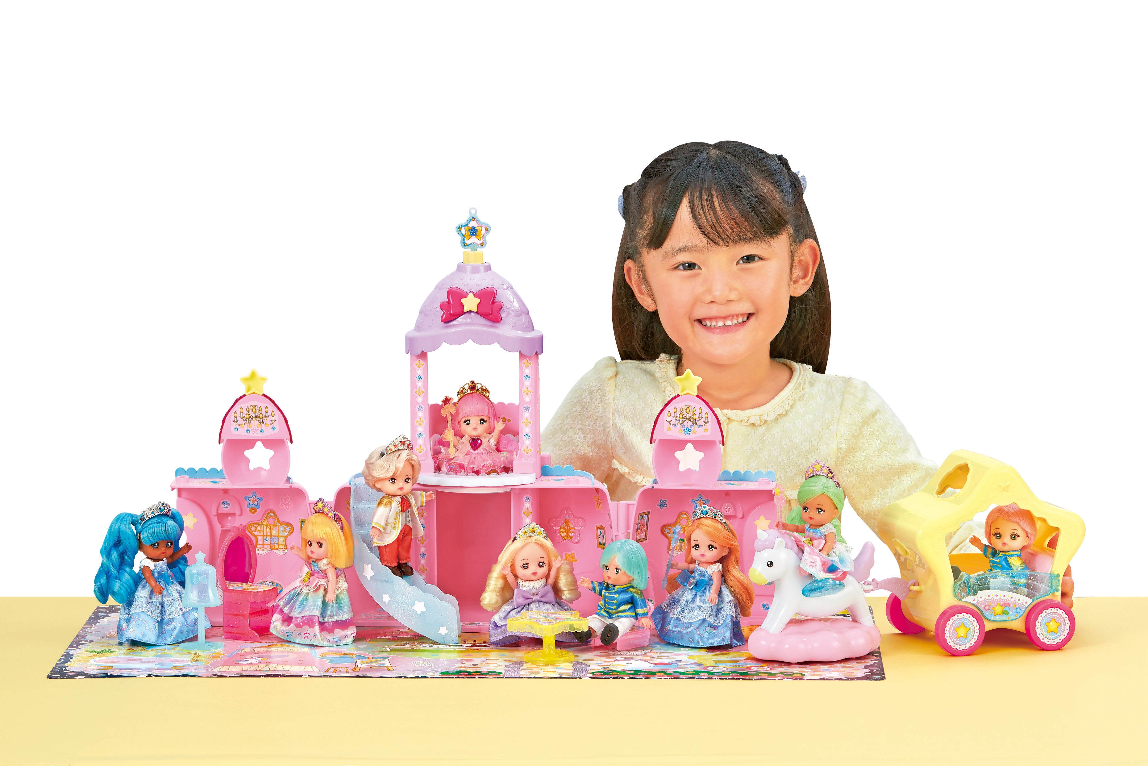 エレベーター付きのキャッスルでポケメルちゃんたちと遊べる くもの