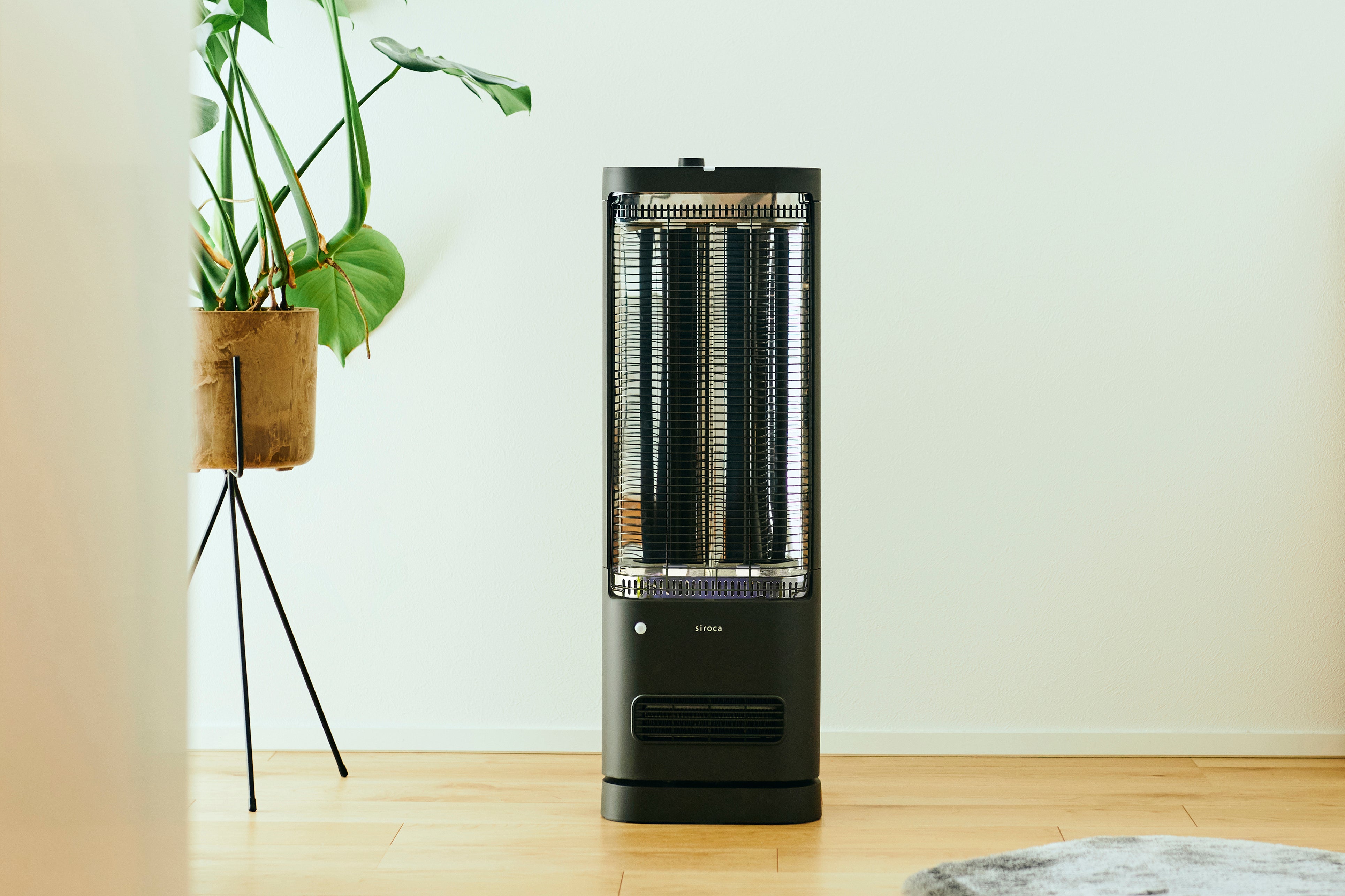 2つの熱源ですばやく＆身体の芯からあたため。シロカ、省エネ設計の