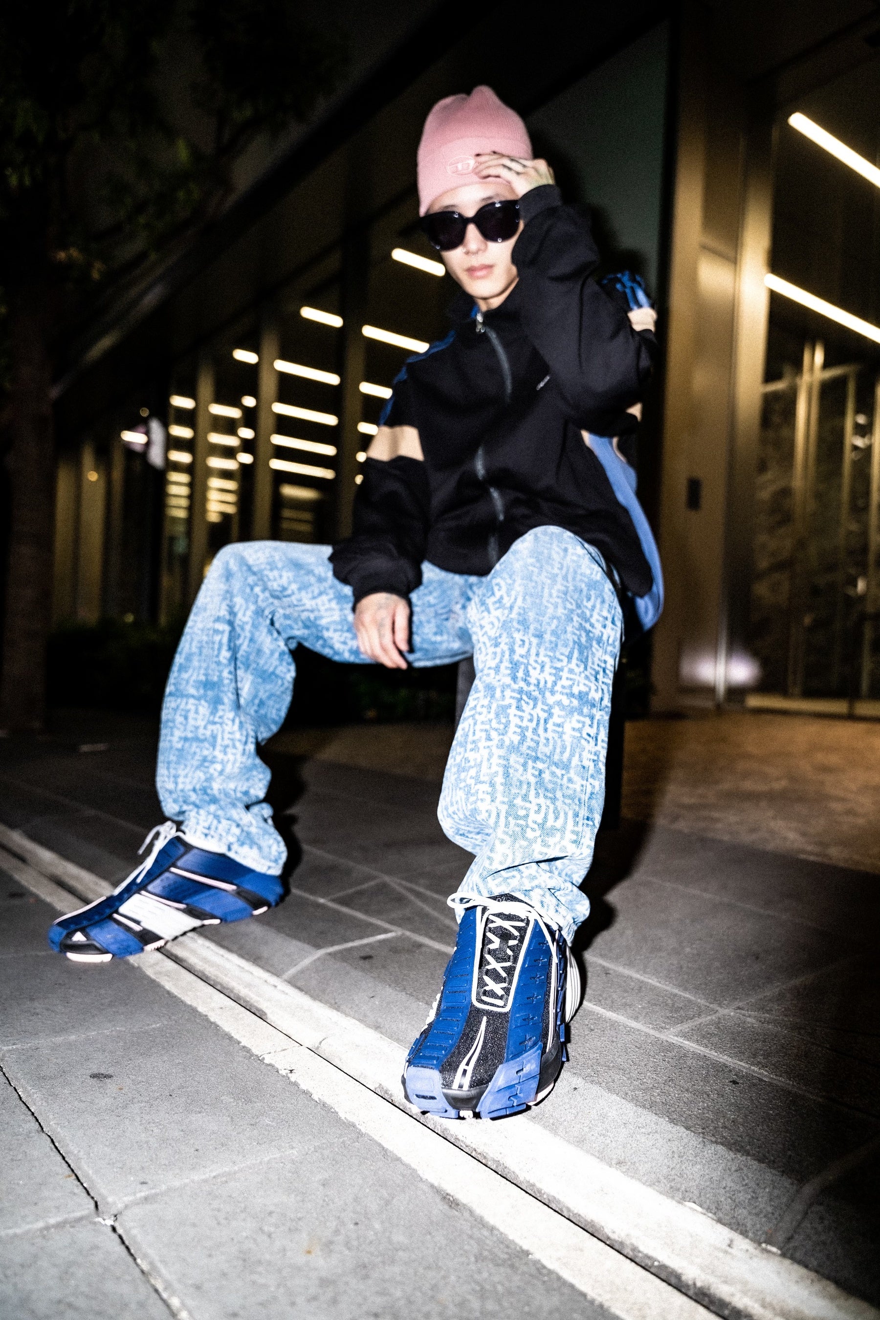 atmosよりイタリアのプレミアムカジュアルブランド「DIESEL」 の