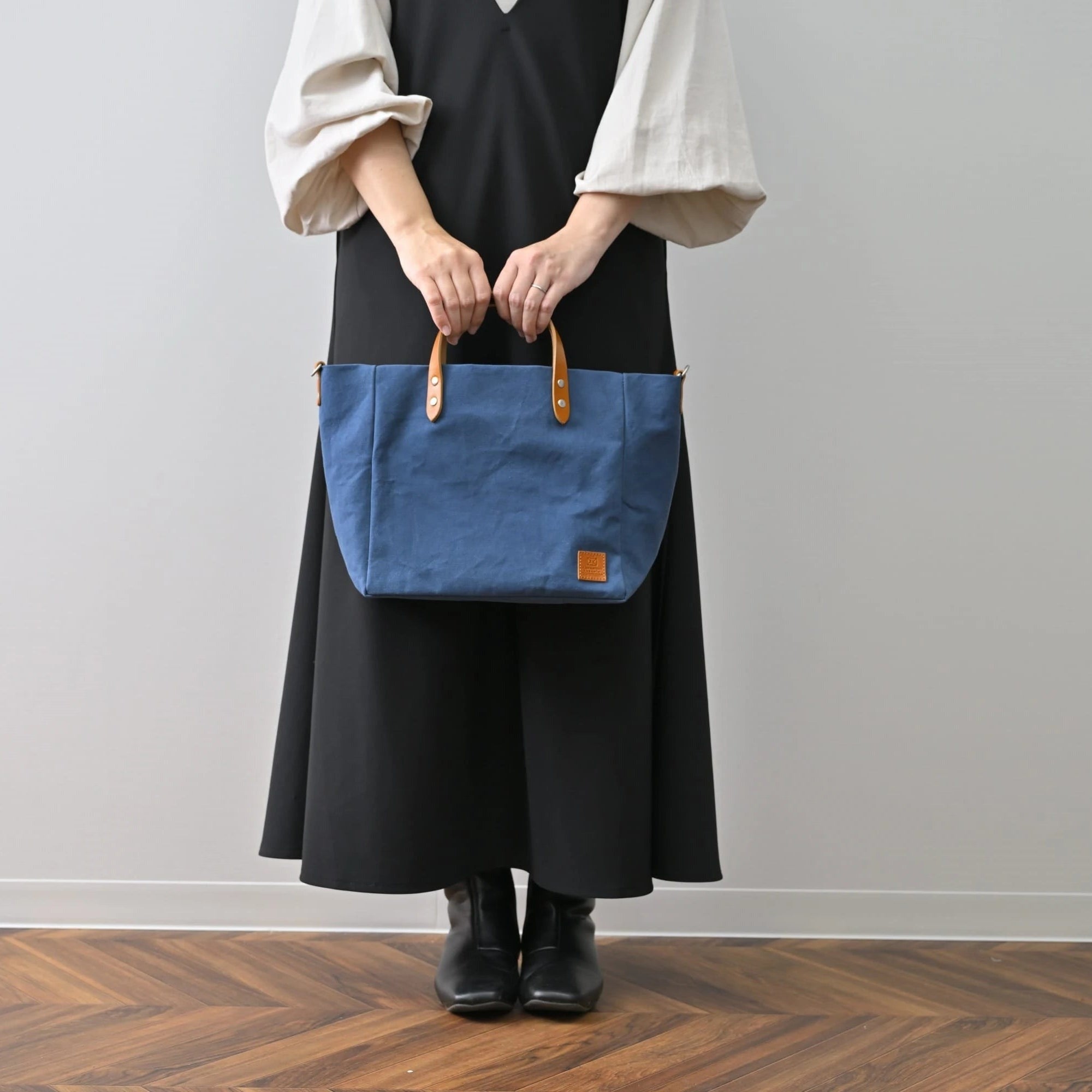 インスタ企画から誕生！新色ウォッシュブルー】カワニシカバン初の