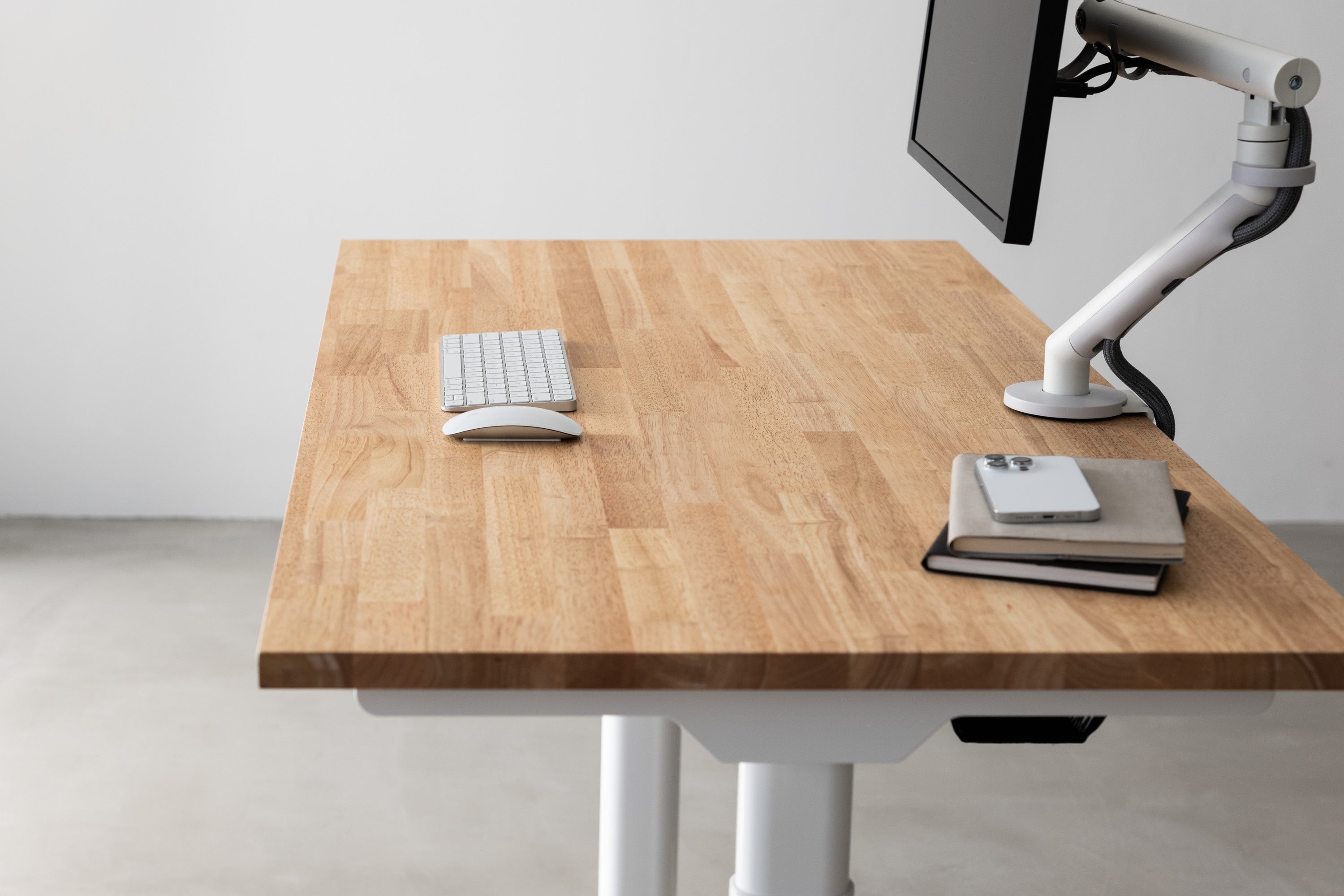 モジュール式拡張デスク『PREDUCTS DESK』昇降デスクモデル『DESK