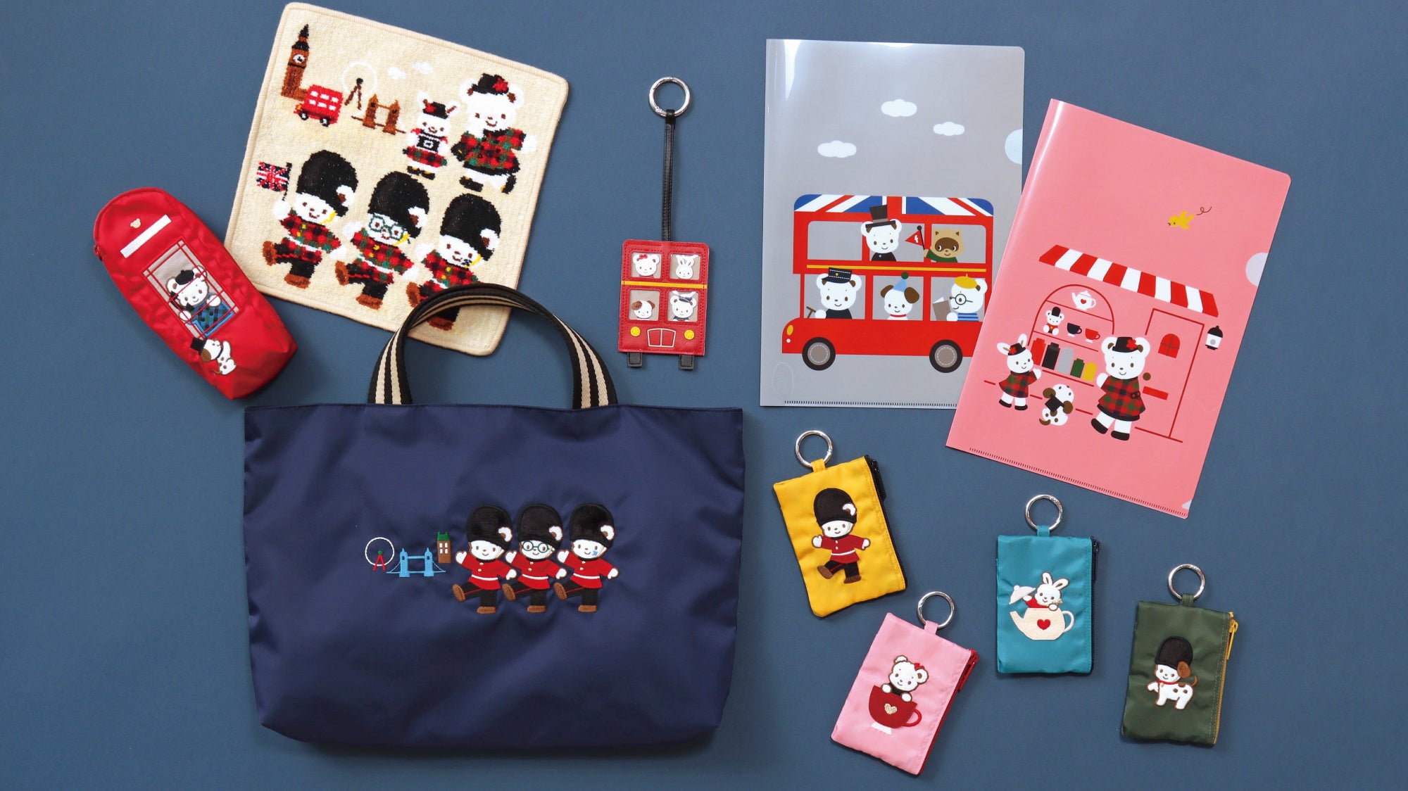 秋の新作スタイルや雑貨アイテムが登場する「秋のファミリアショー2023