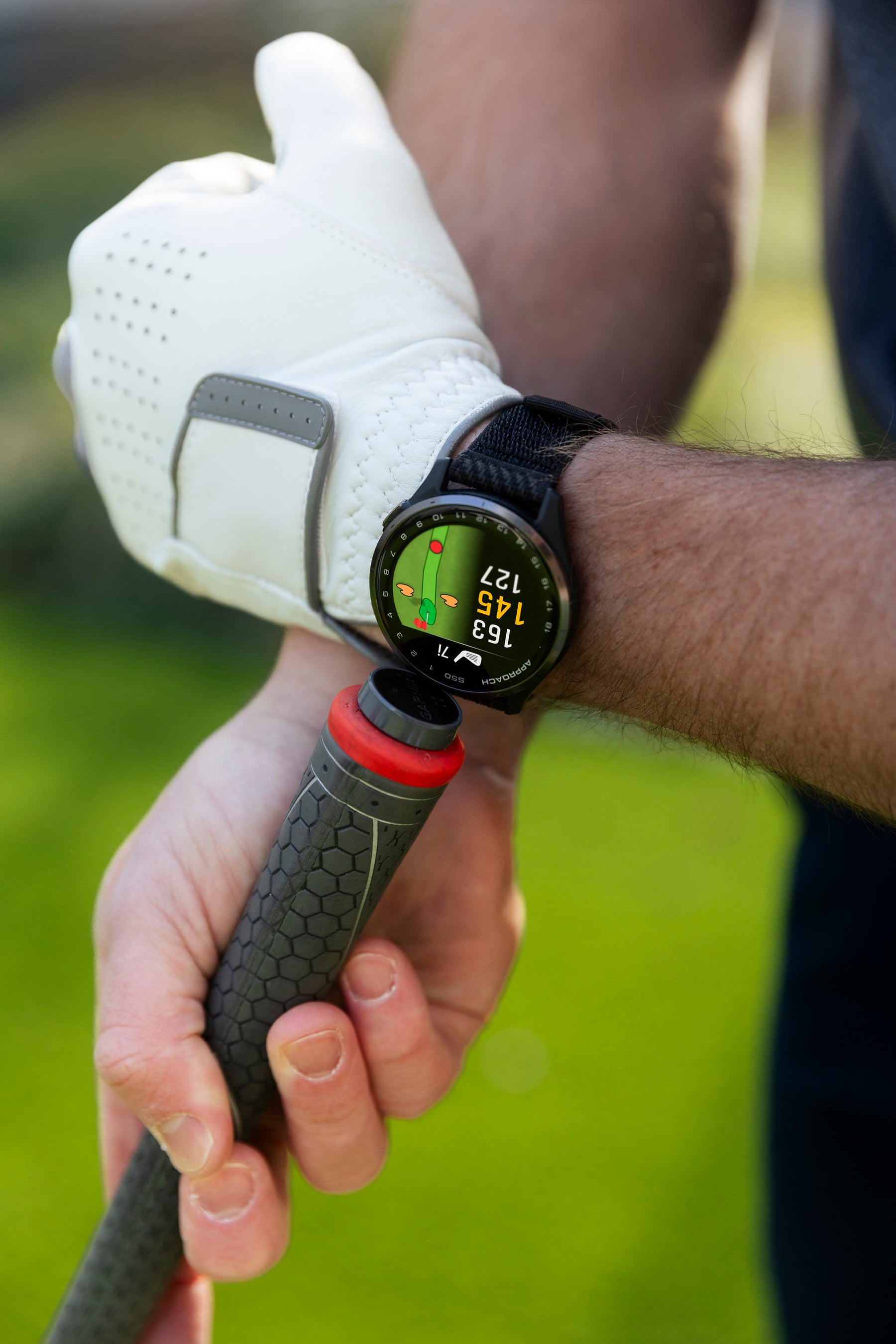 Garminからコストパフォーマンスの高いゴルフGPSウォッチ2モデル