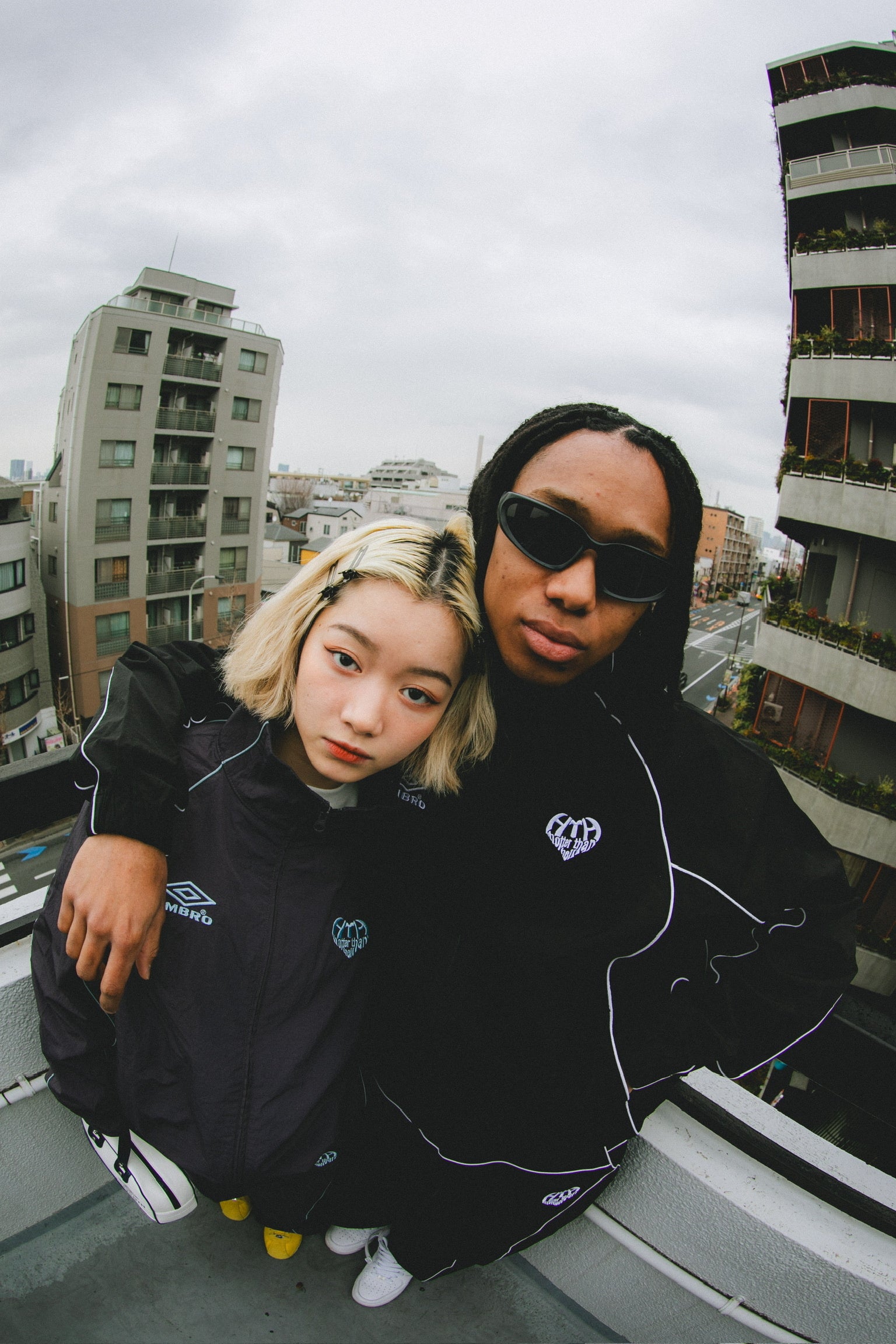 フットボールブランド『UMBRO』 と『HTH』のコラボレーションアイテム