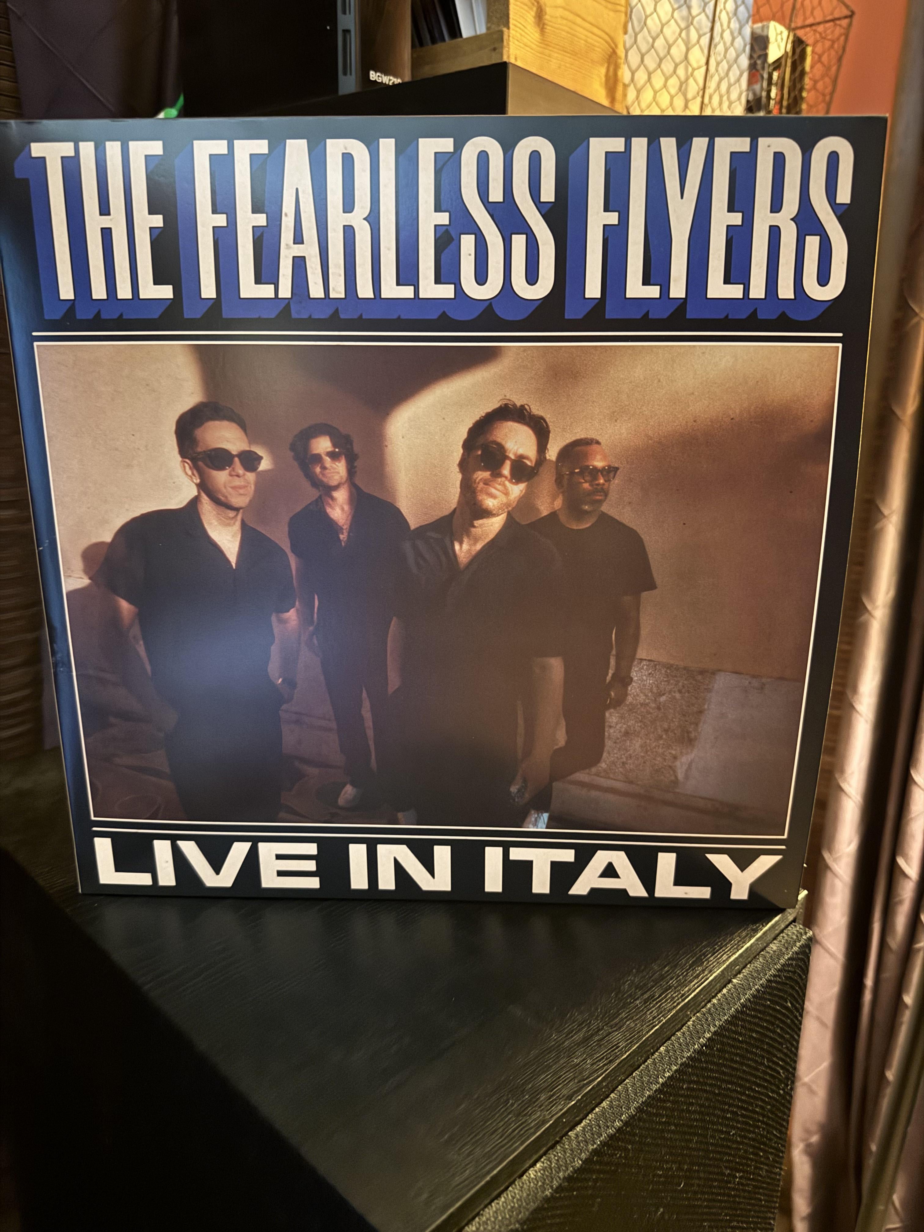 Fearless Flyers - Live In Italy : r/Vulfpeck