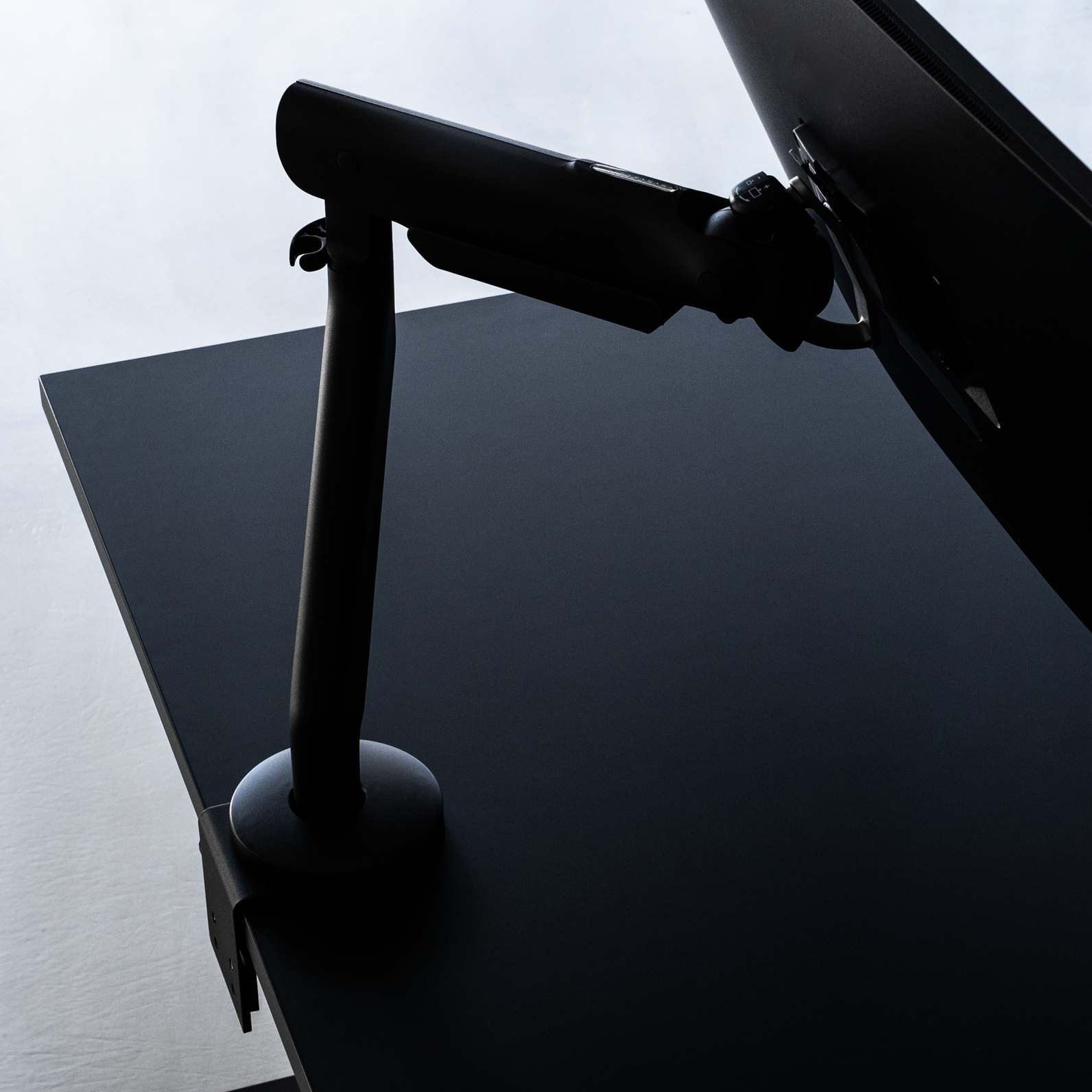電動昇降デスク用天板 BOARD - METRO DARK for FlexiSpot E7 Pro