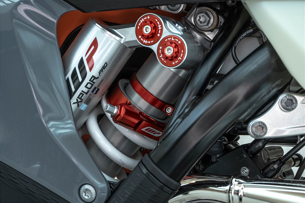 THE NEW WP XPLOR PRO 8946 SHOCK - WP Suspension | Online Press Center