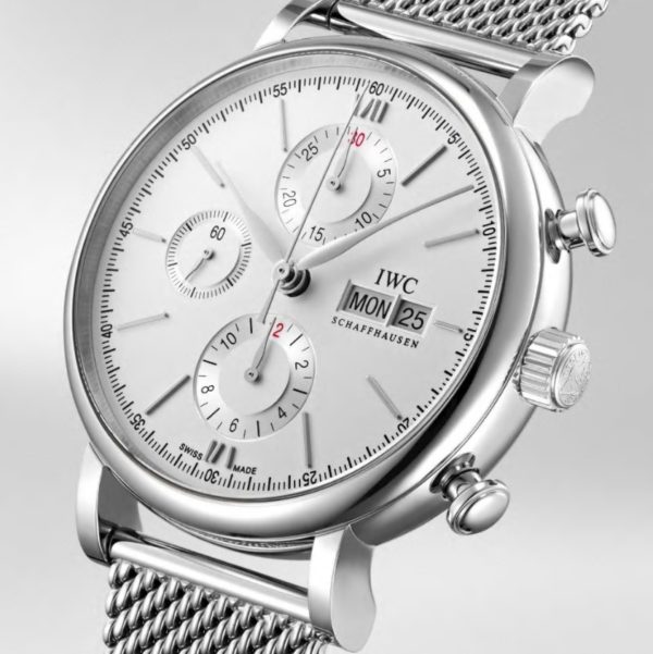 ミラネーゼ・メッシュ・ブレスレットが特徴のポートフィノ・クロノ