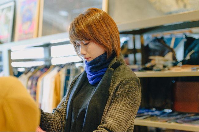 1等級のピュアカシミヤ100％でできた「リバーシブルネックウォーマー