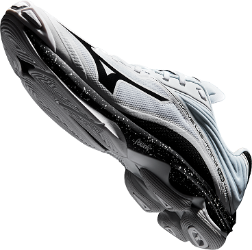 動き出し一歩目の加速をサポートするバレーボールシューズ「ウエーブ