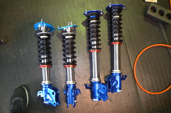 フォレスター SG5 車高調交換と四輪アライメント調整 ｜ 持ち込み取付