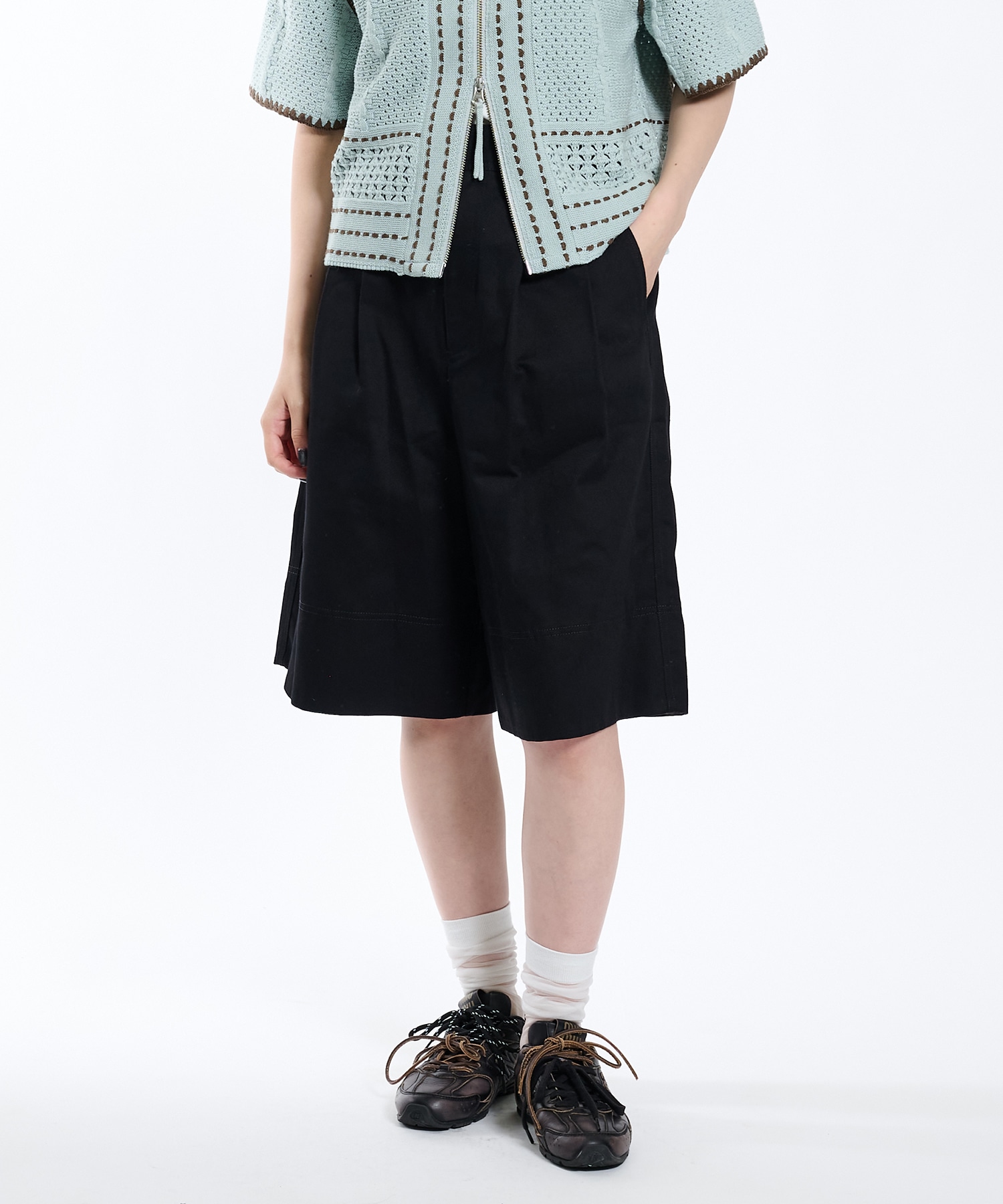 ワークステッチハーフパンツ(1 WHITE): : ウィメンズ｜PUBLIC TOKYO