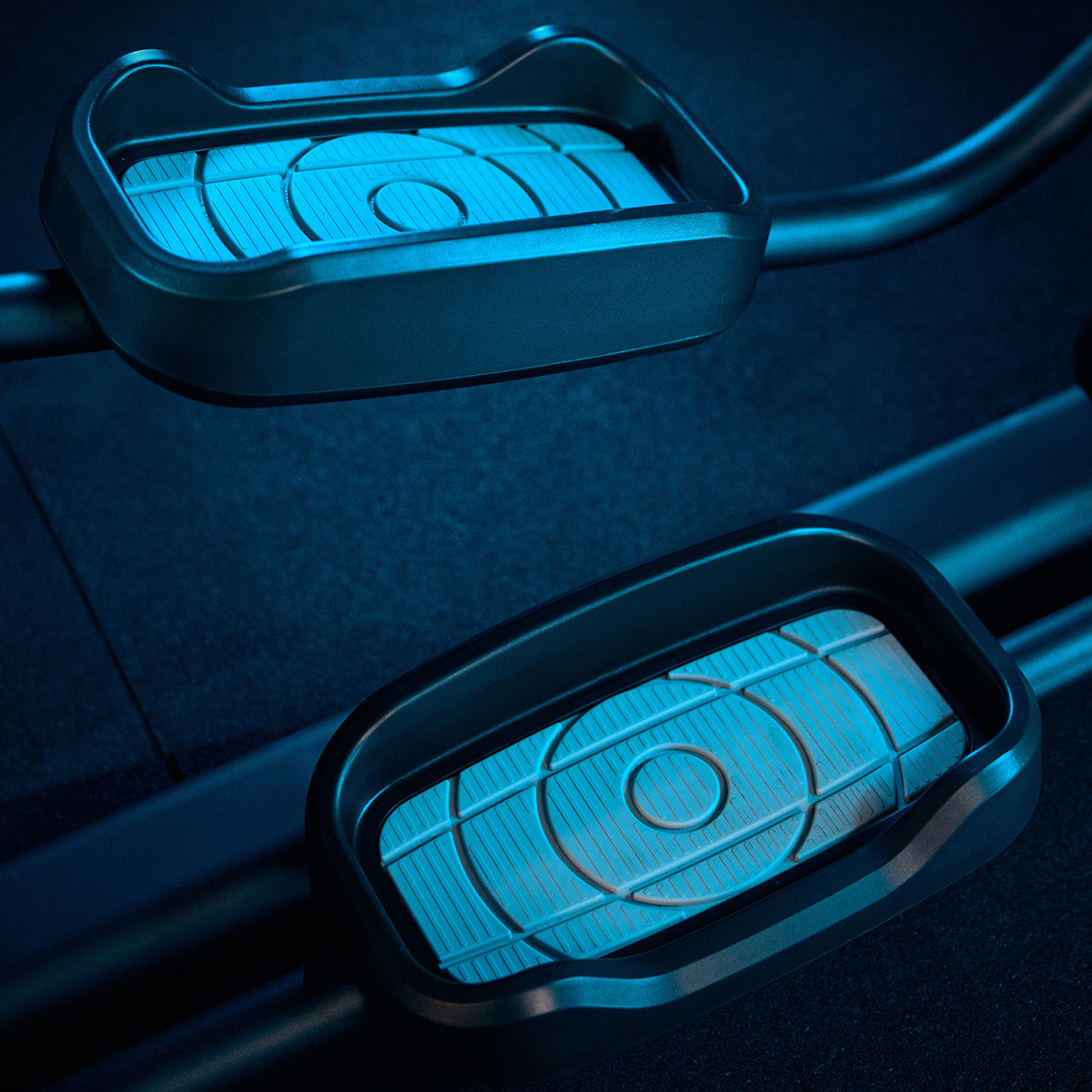 X-Train - Elliptical Cross-Trainer - Pulse Fitness