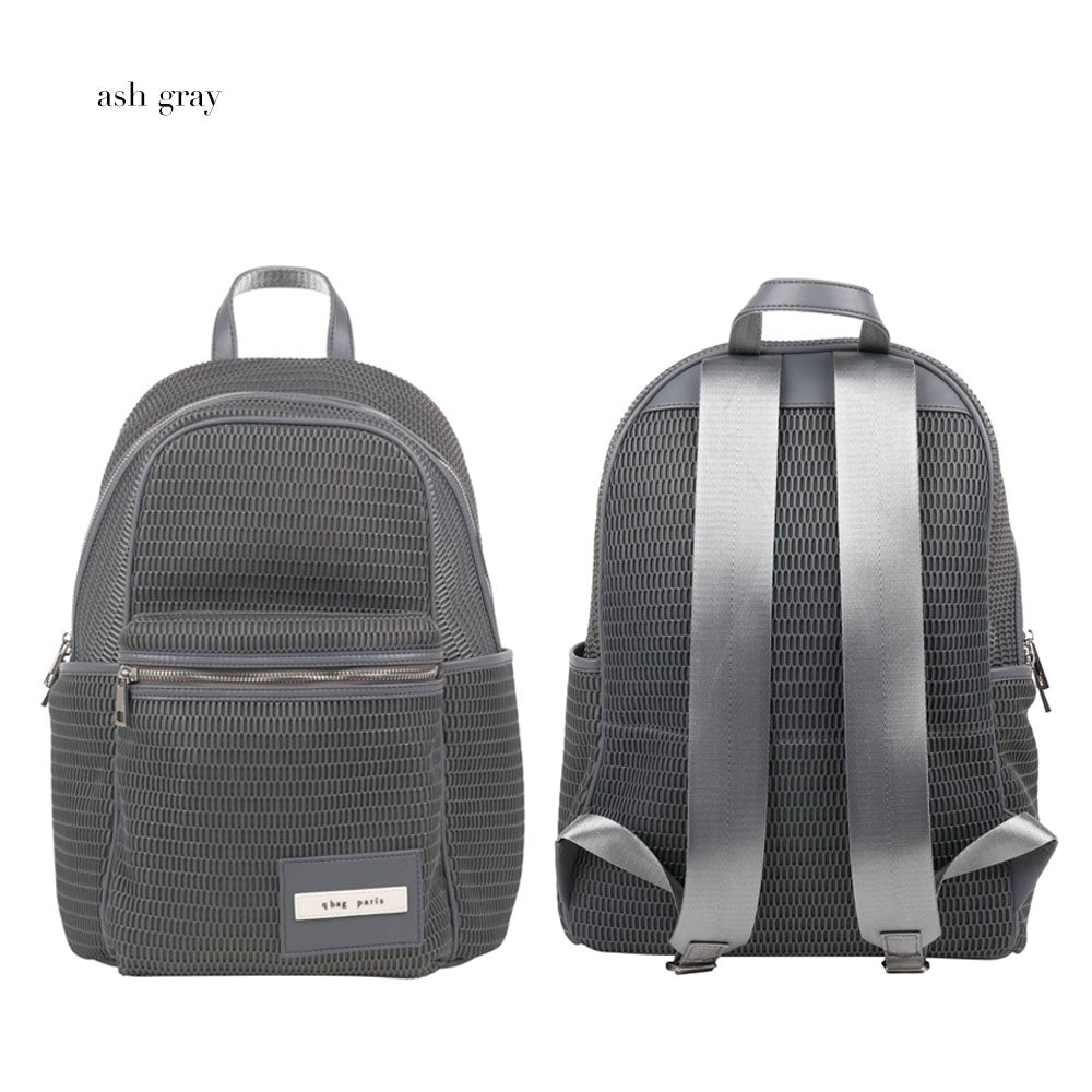 q bag paris nest louvre(ルーブル) リュック