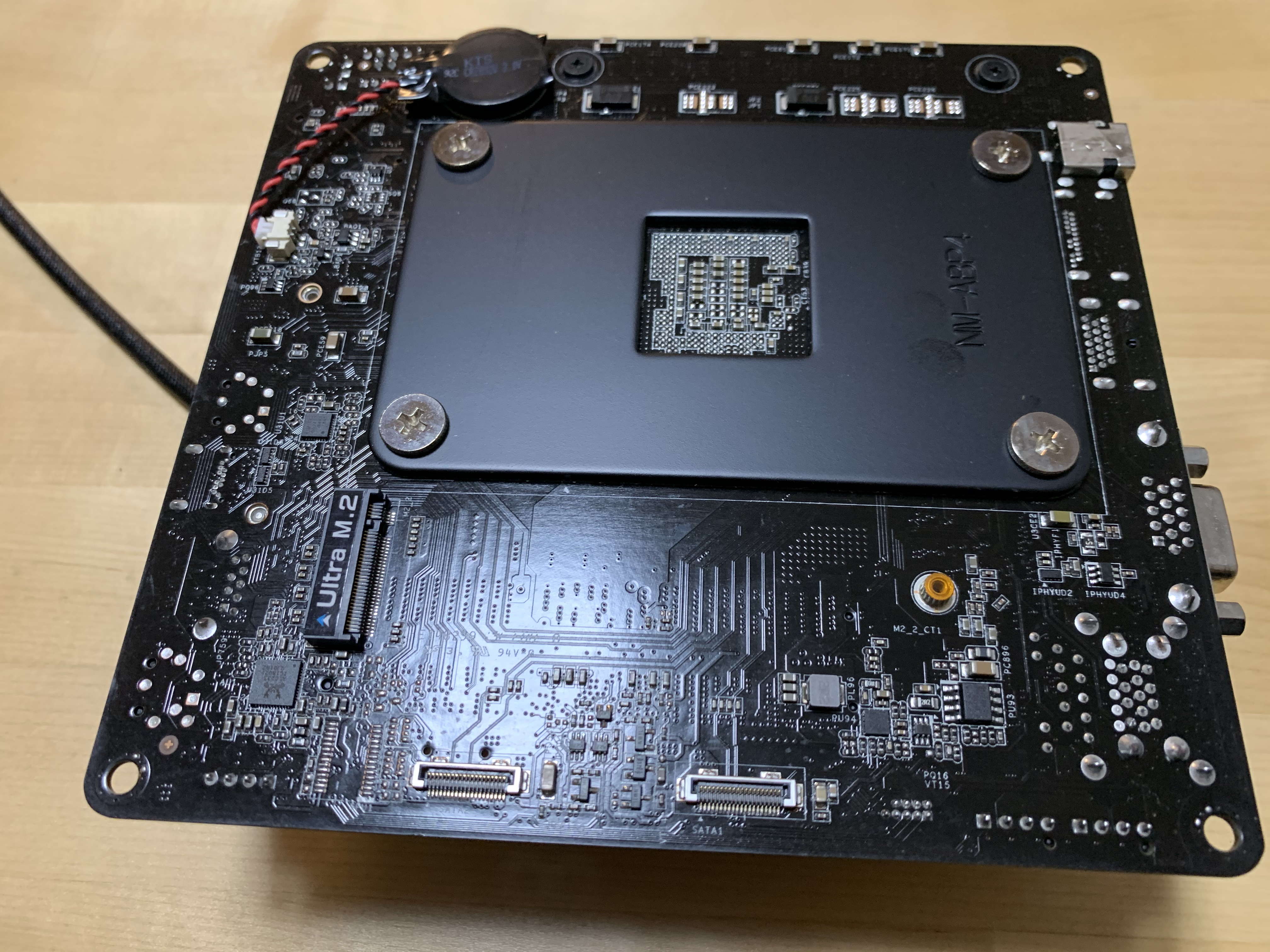 Ryzen 5 3400GとDeskMini A300で小型静音PCをつくる #Windows10 - Qiita