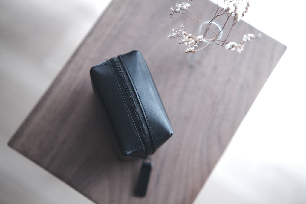 drip | デザインに一目惚れ。ミニマルサイズと柔らかな肌触りを味わう