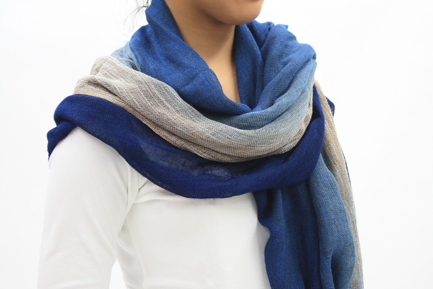 藍染ヘンプストール(グラデーション) - 藍染-阿波正藍・しじら織・服