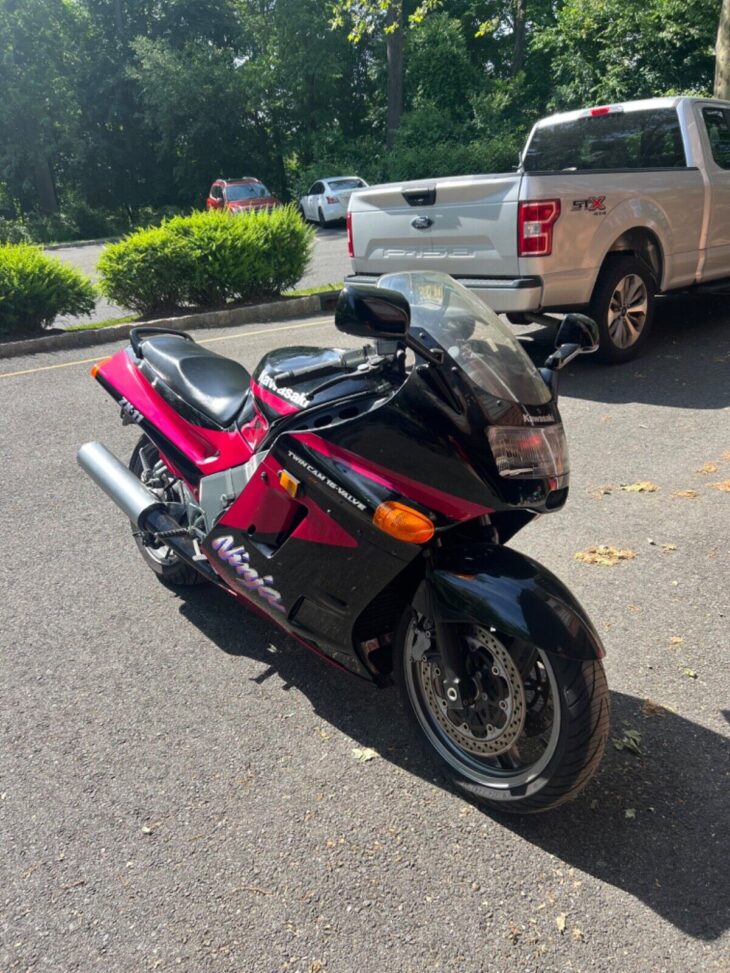 Aoli All Original: 1991 Kawasaki ZX11 - Rare SportBikesForSale