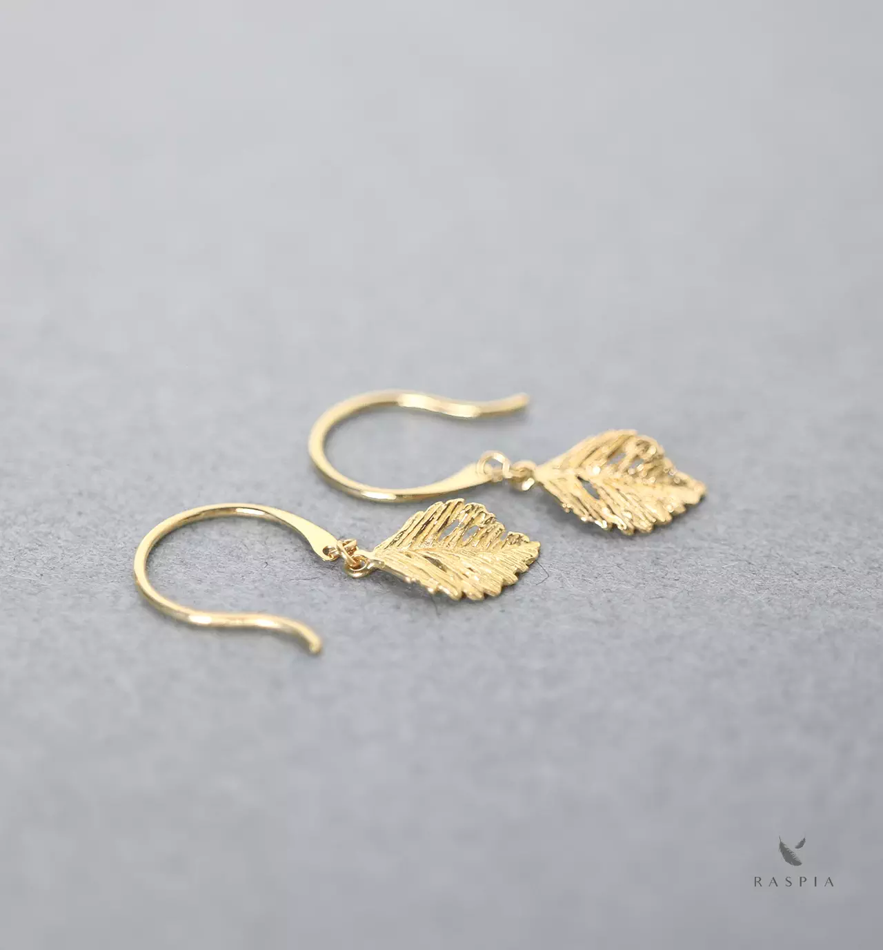 K18 ゴールドリーフのフックピアス~ESPOIR NOBLE~ ジュエリーブランド